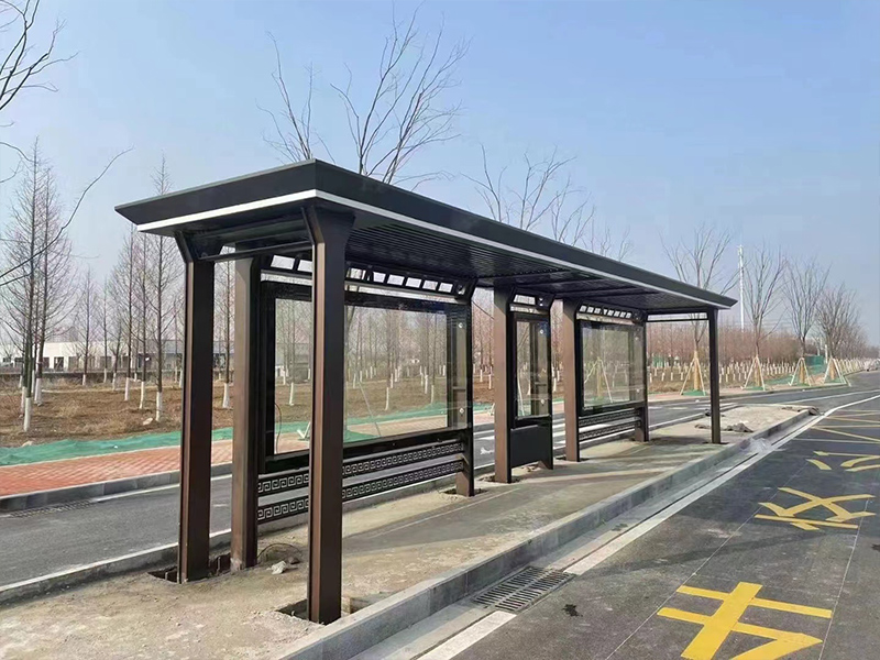 候車(chē)亭廠(chǎng)家對(duì)公交站臺(tái)的電子顯示設(shè)備設(shè)計(jì)